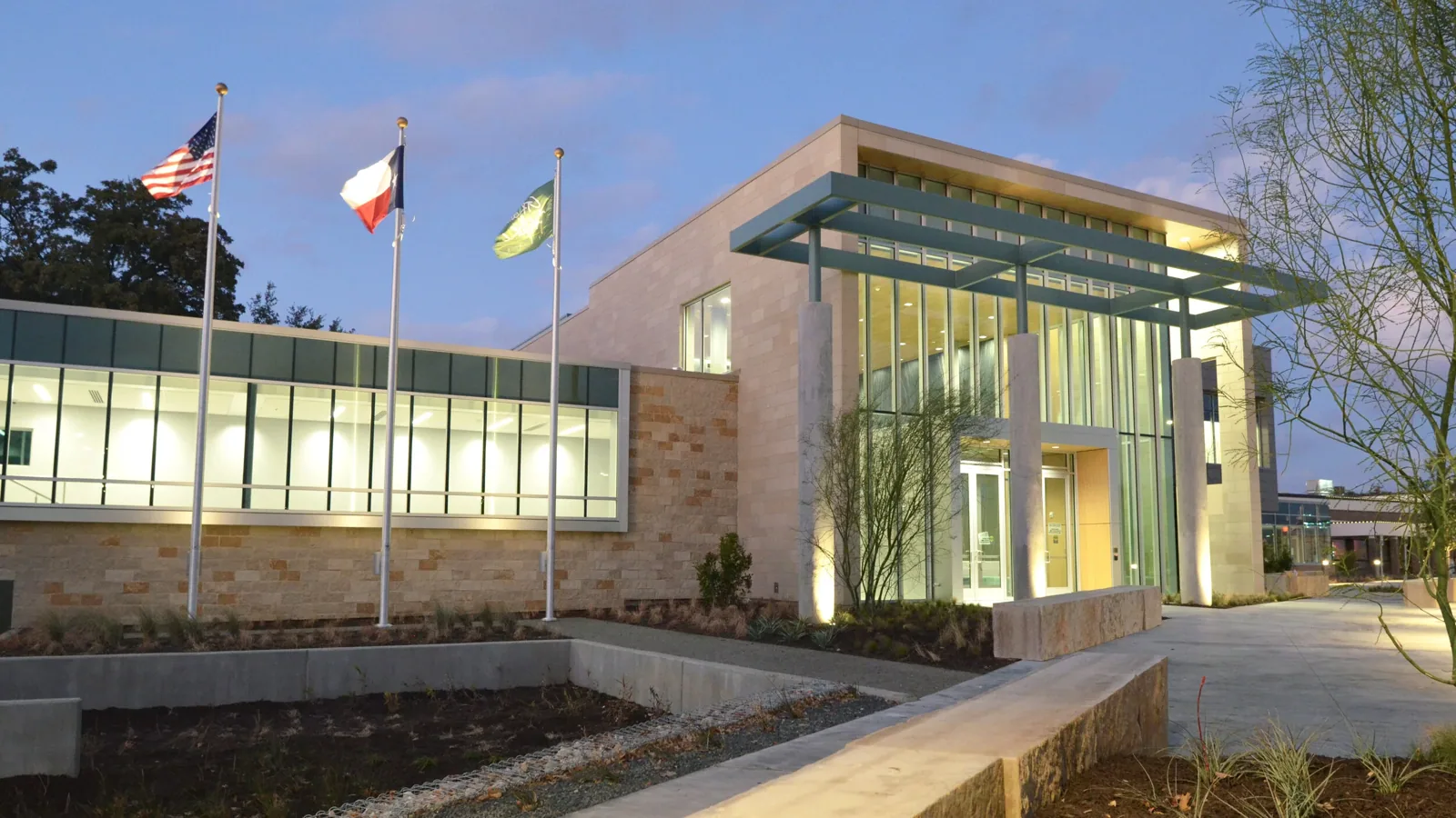 Commercial roofing in Grand Prairie, TX